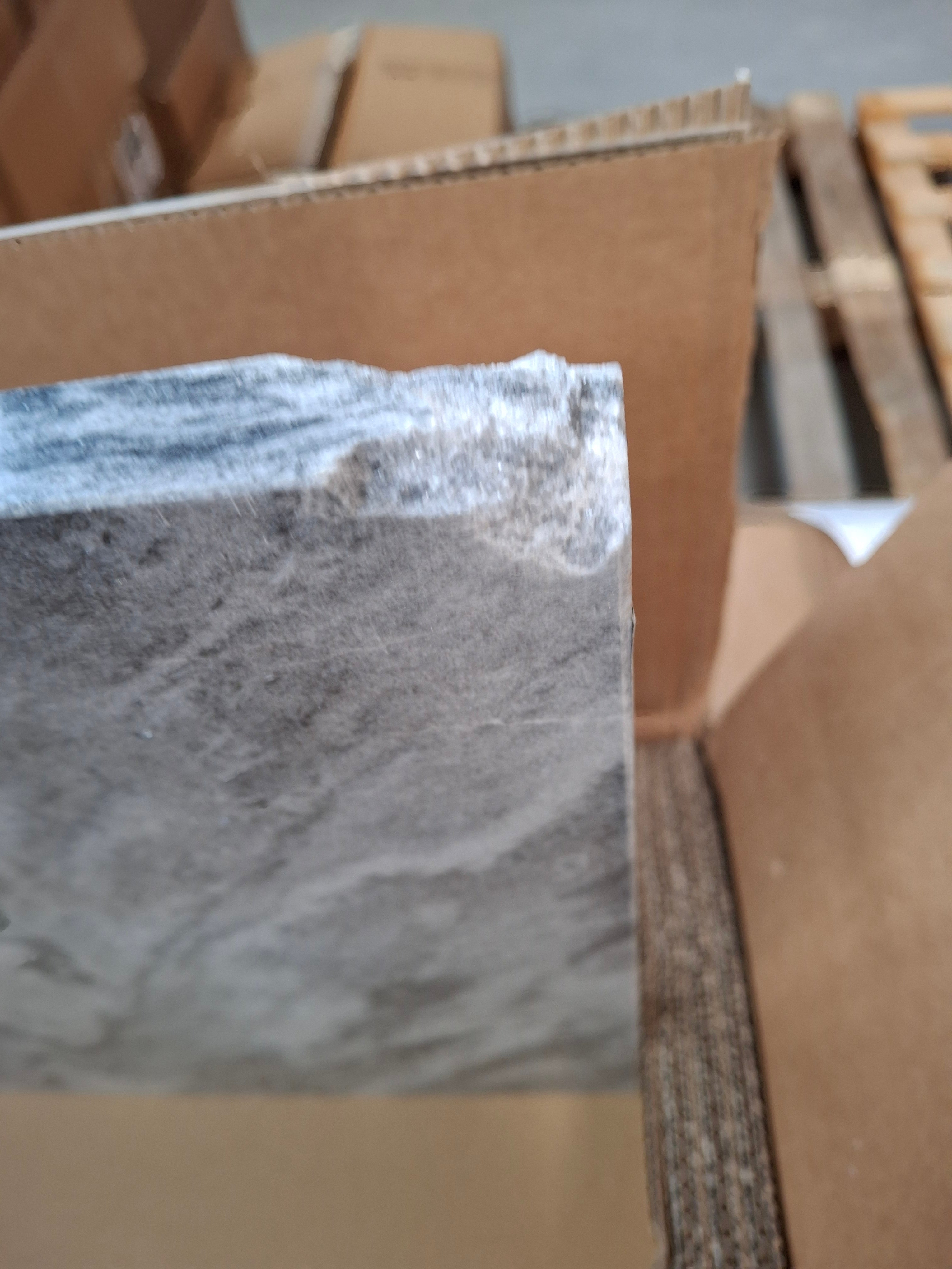 marmony® 800W Marmor Infrarotheizung in Carrara-Optik mit Thermostat MTC-40 - C-Ware